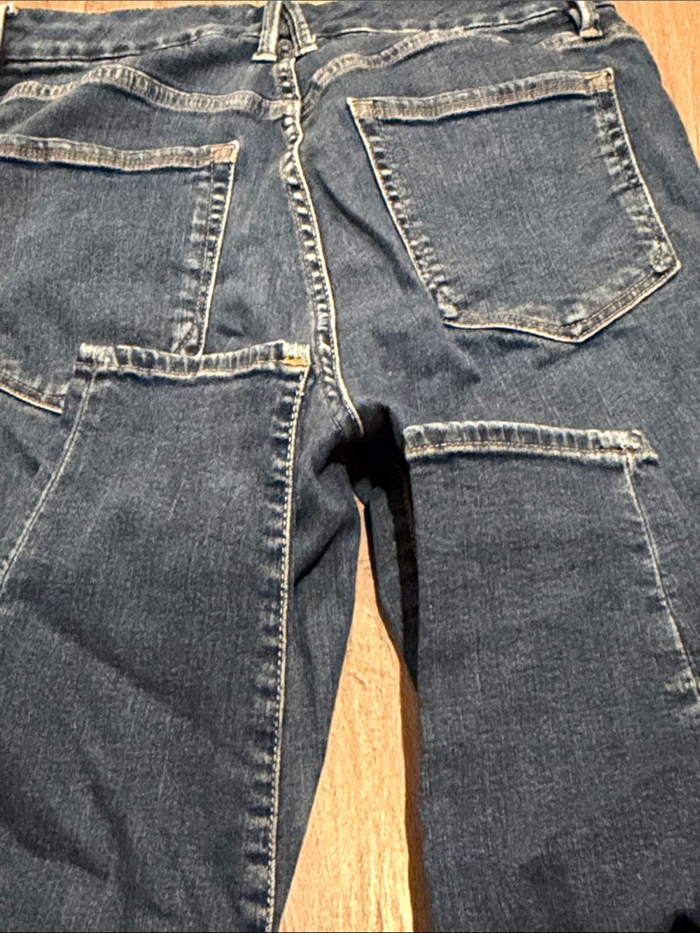 Good American High Rise Jean - Picture 4 of 5